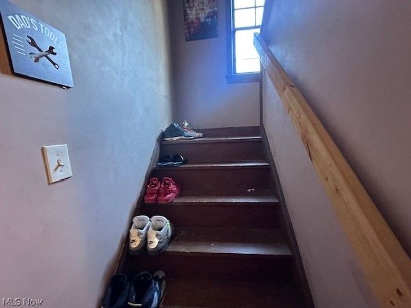 1011 Yellowstone Road, Cleveland Heights, OH 44121 Photo 8