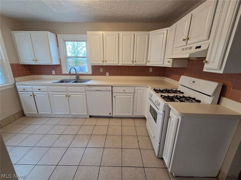 4021 Bushnell Road, University Heights, OH 44118 Photo 5