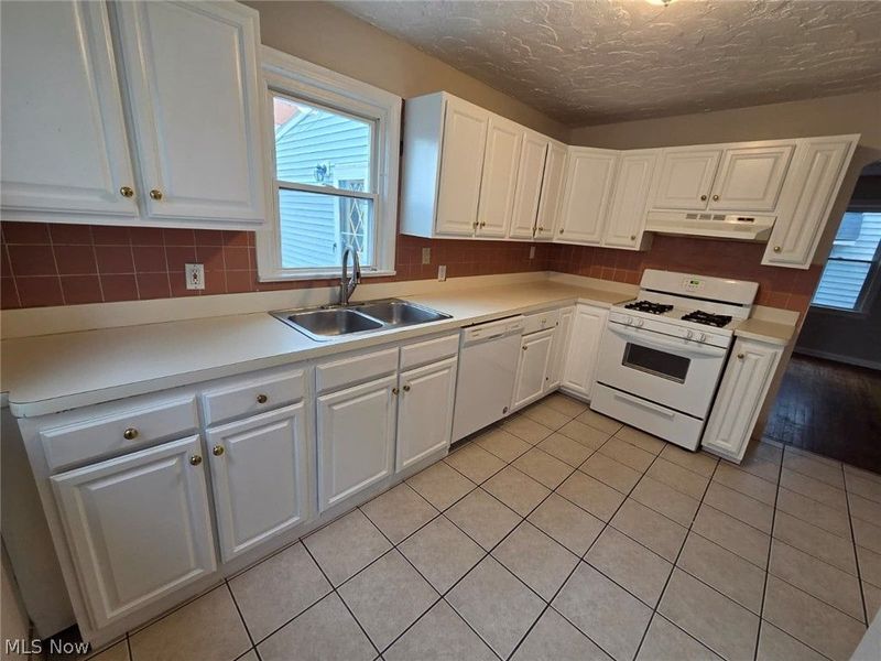 4021 Bushnell Road, University Heights, OH 44118 Photo 6