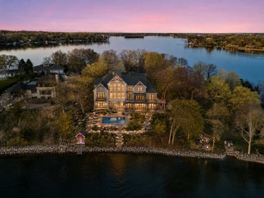 3625 Tuxedo Road, Minnetrista, MN 55364