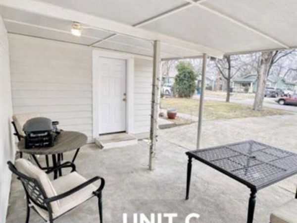 928 S Windomere Avenue, Unit C, Dallas, TX 75208