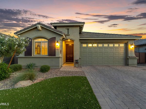 15299 W PORTLAND Street, Goodyear, AZ 85338