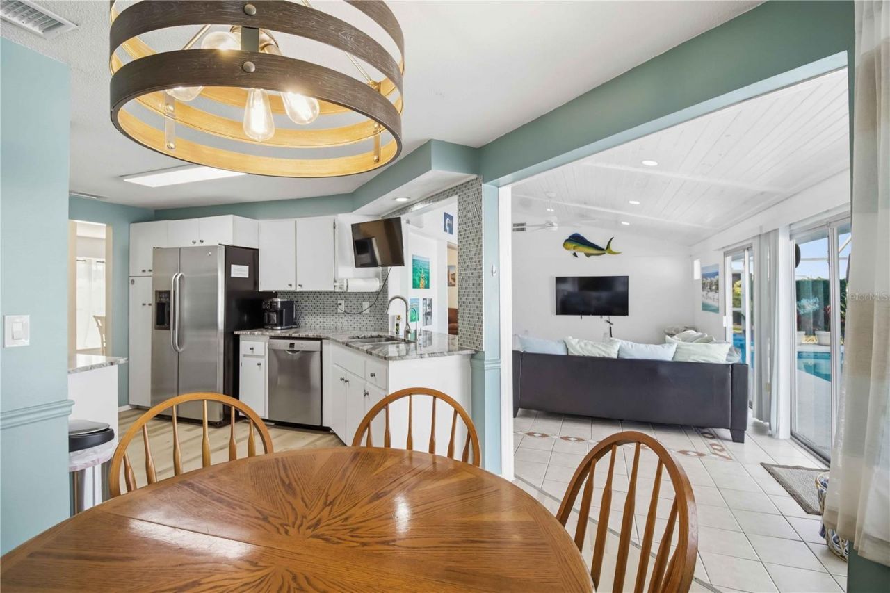 4012 99th Street W, Bradenton, FL 34210 Photo