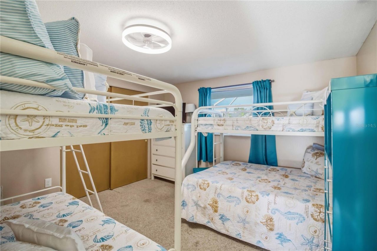 4012 99th Street W, Bradenton, FL 34210 Photo