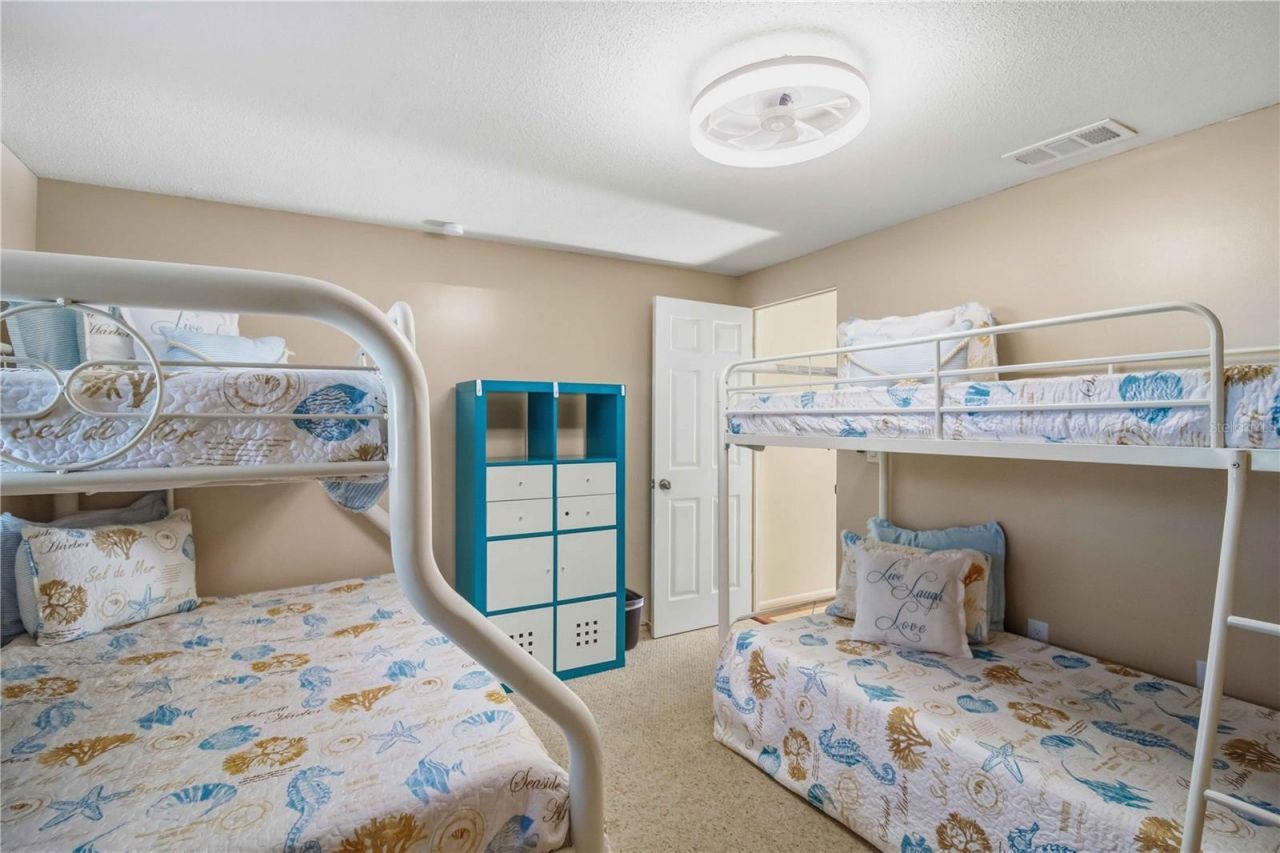 4012 99th Street W, Bradenton, FL 34210 Photo