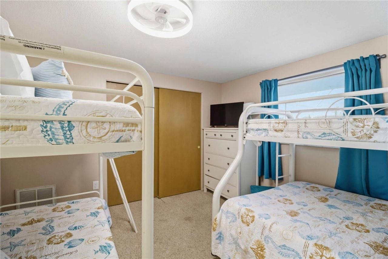 4012 99th Street W, Bradenton, FL 34210 Photo