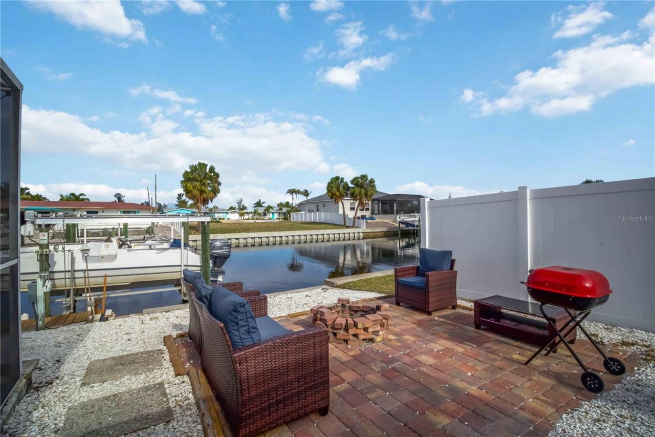 4012 99th Street W, Bradenton, FL 34210 Photo
