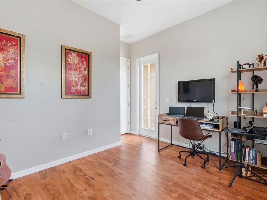 Property Image 27