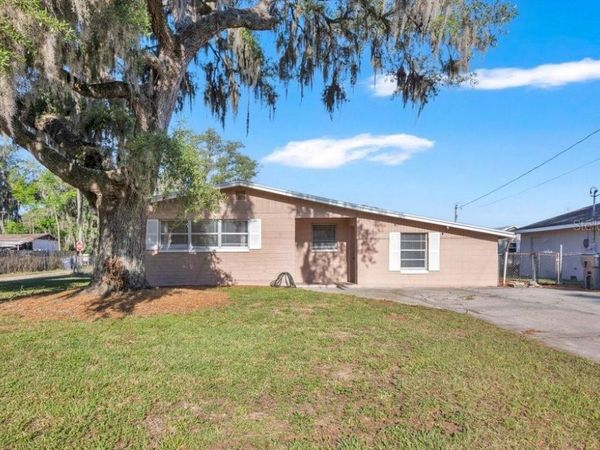 218 DENNIS AVENUE , WINTER HAVEN, FL 33880