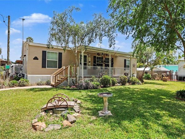56348 MAPLE ROAD , ASTOR, FL 32102