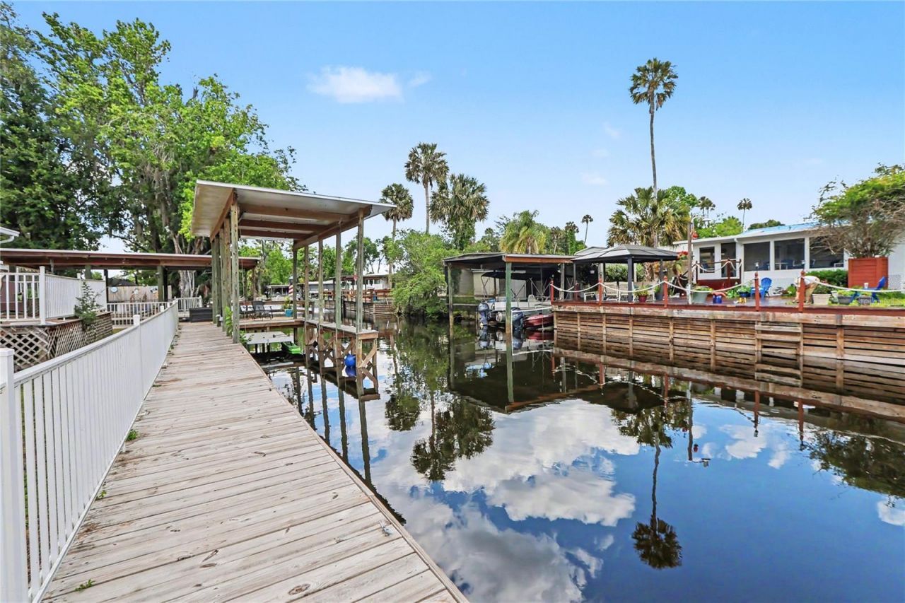 56348 Maple Road , Astor, FL 32102 Photo