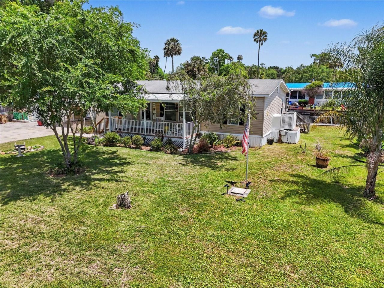 56348 Maple Road , Astor, FL 32102 Photo