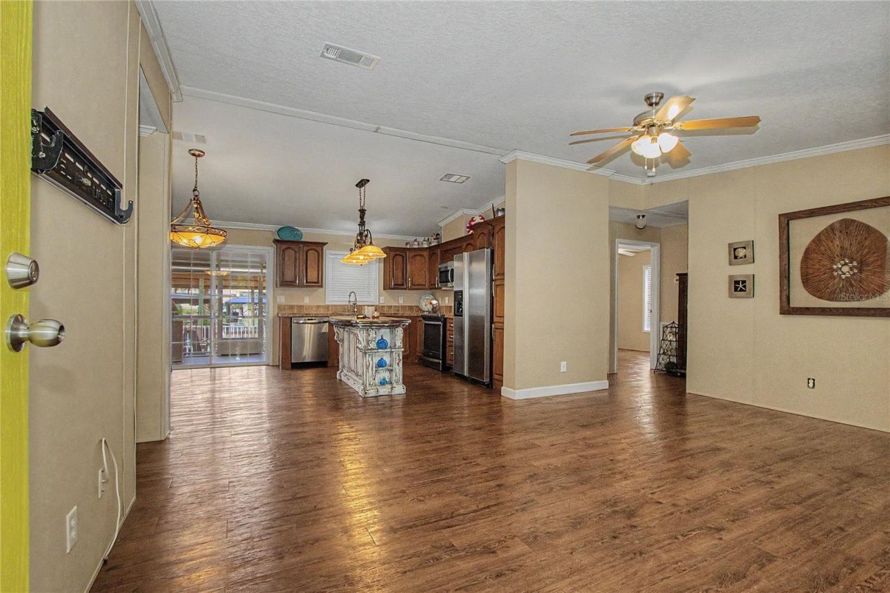 56348 Maple Road , Astor, FL 32102 Photo