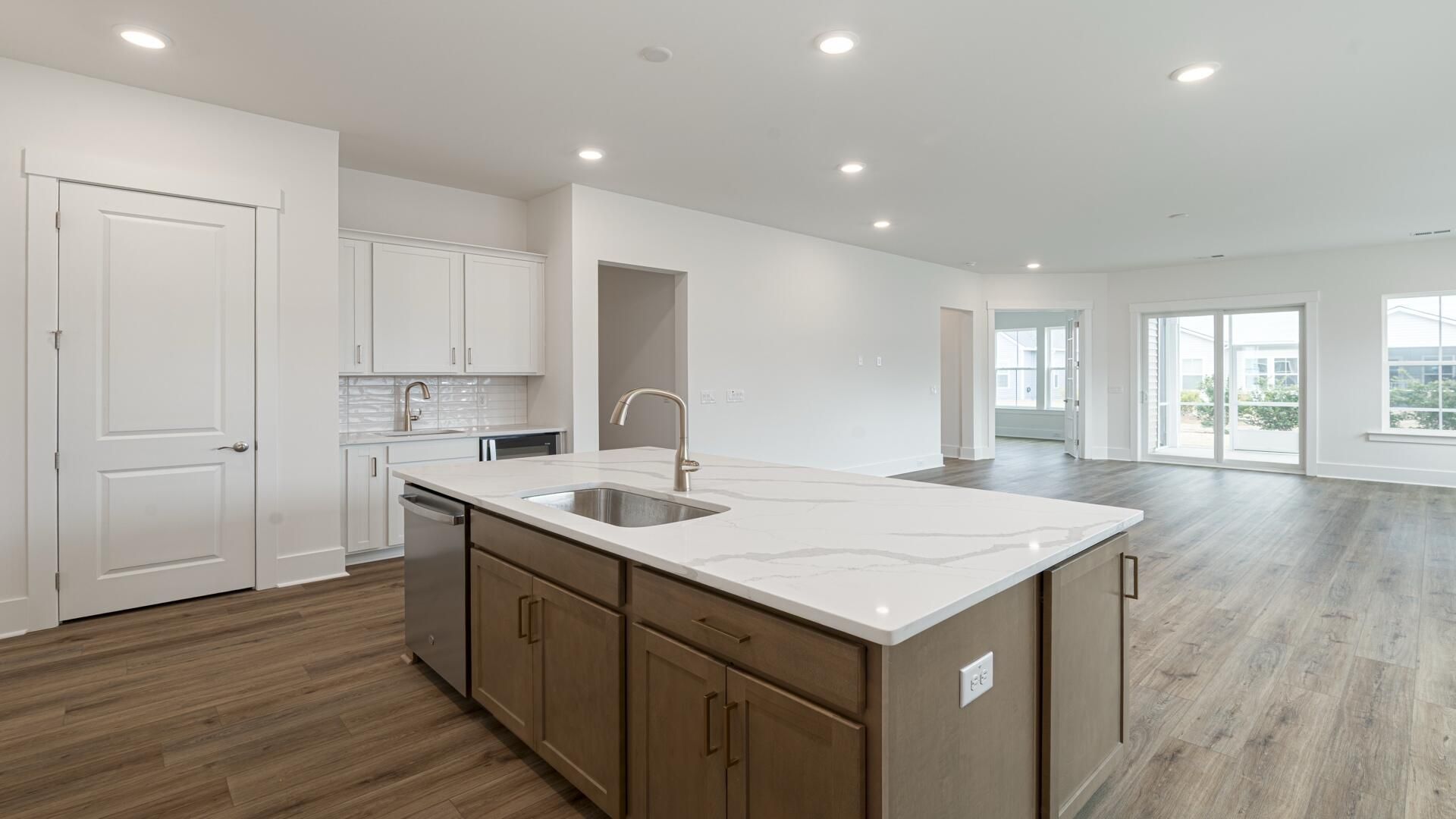 506 Ocean Mist Way Photo 4