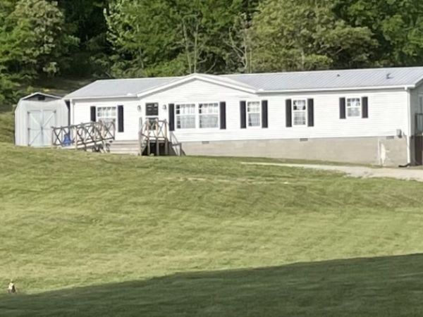 2450 W Leatherwood Rd , Cumberland Furnace, TN 37051