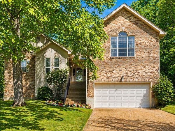 405 Newberry Ct, Goodlettsville, TN 37072