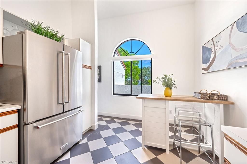 577 Beachwalk Cir, Unit R203, Naples, FL 34108 Photo
