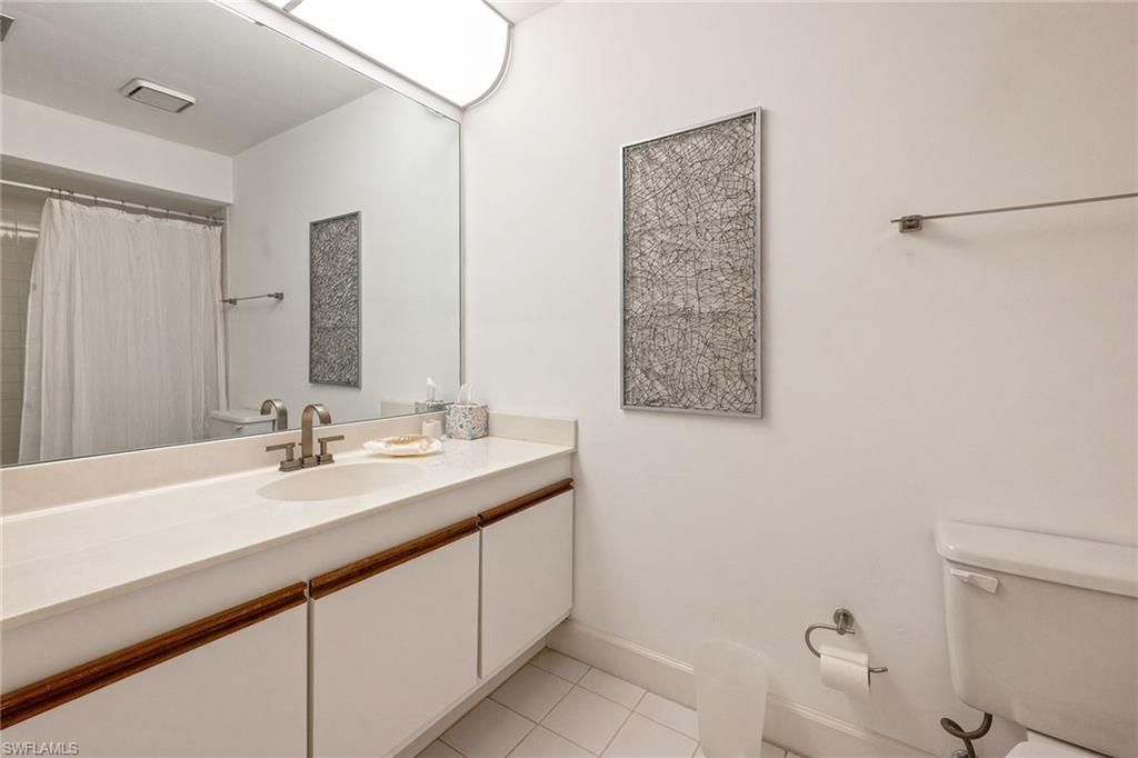 577 Beachwalk Cir, Unit R203, Naples, FL 34108 Photo