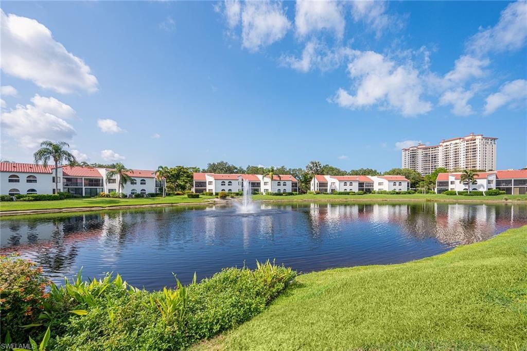 577 Beachwalk Cir, Unit R203, Naples, FL 34108 Photo