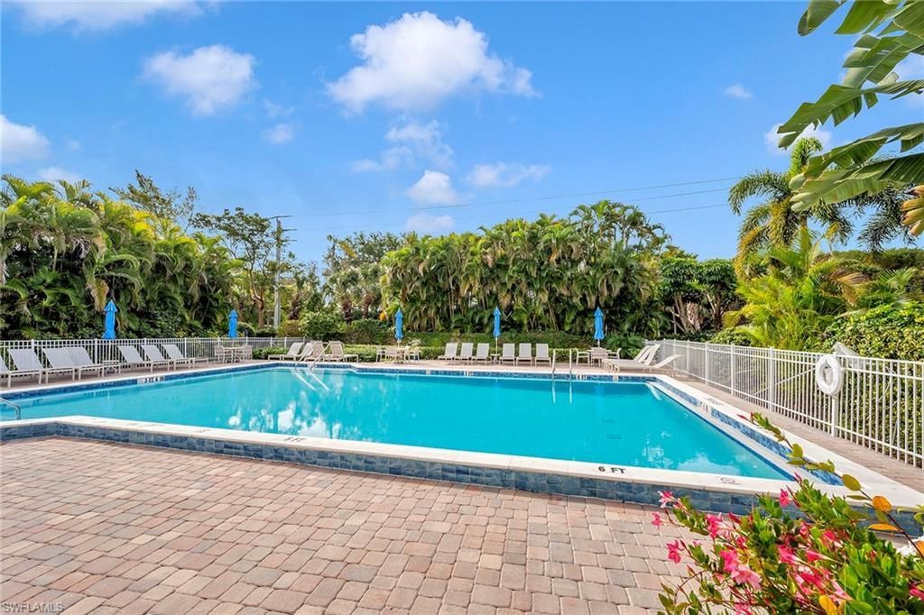 577 Beachwalk Cir, Unit R203, Naples, FL 34108 Photo