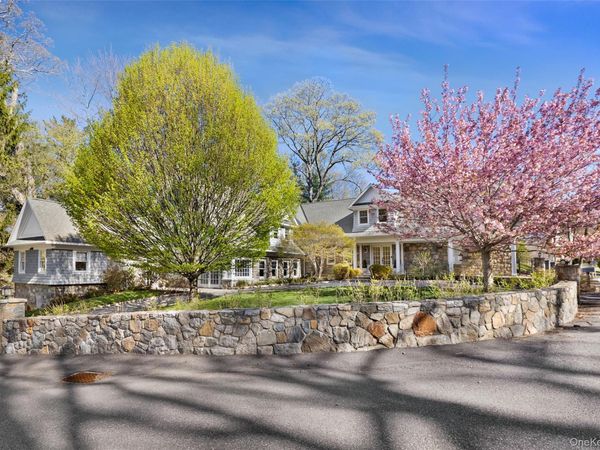 351 W Lake Boulevard, Carmel, NY 10541