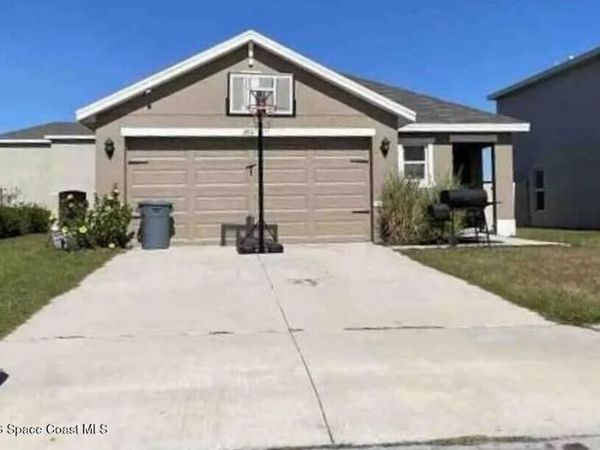 3811 Nippers Drive , Bradenton, FL 34207