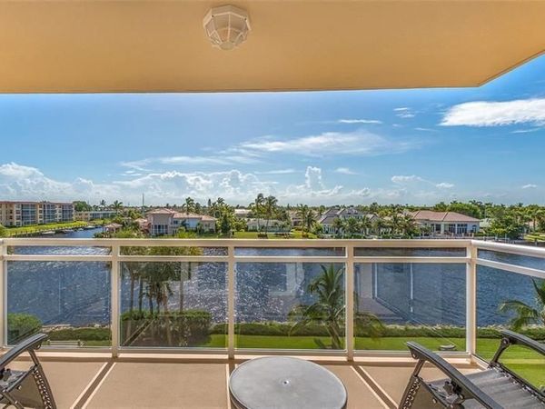 1160 Hillsboro Mile, Unit 305, Hillsboro Beach, FL 33062