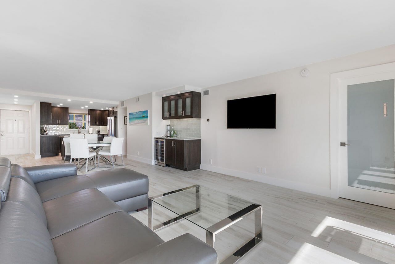 1160 Hillsboro Mile, Unit 305, Hillsboro Beach, FL 33062 Photo