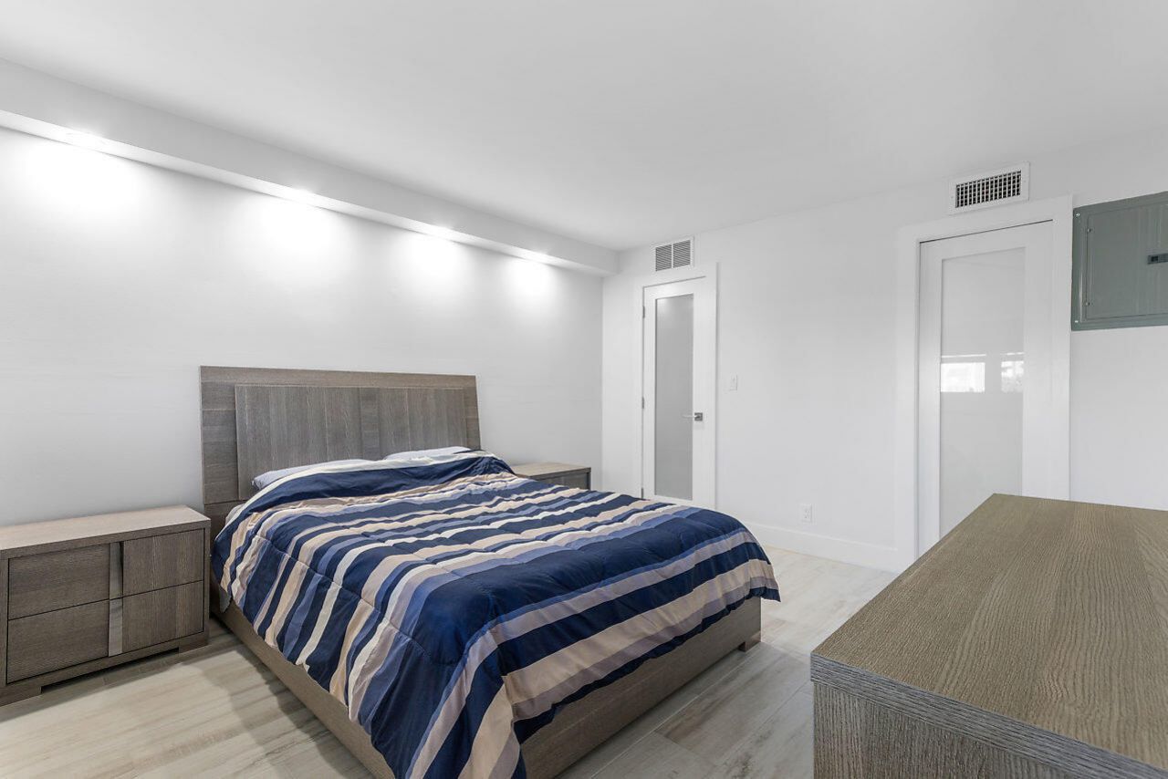 1160 Hillsboro Mile, Unit 305, Hillsboro Beach, FL 33062 Photo