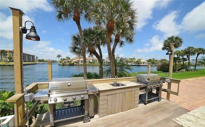 1160 Hillsboro Mile, Unit 305, Hillsboro Beach, FL 33062 Photo
