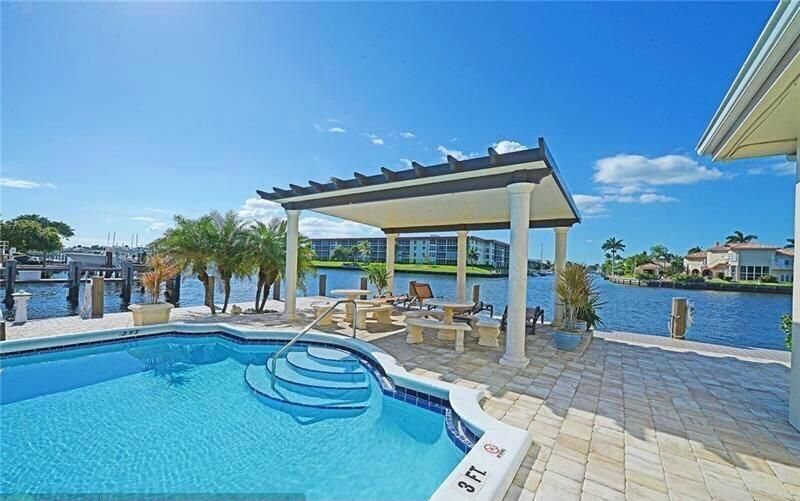 1160 Hillsboro Mile, Unit 305, Hillsboro Beach, FL 33062 Photo