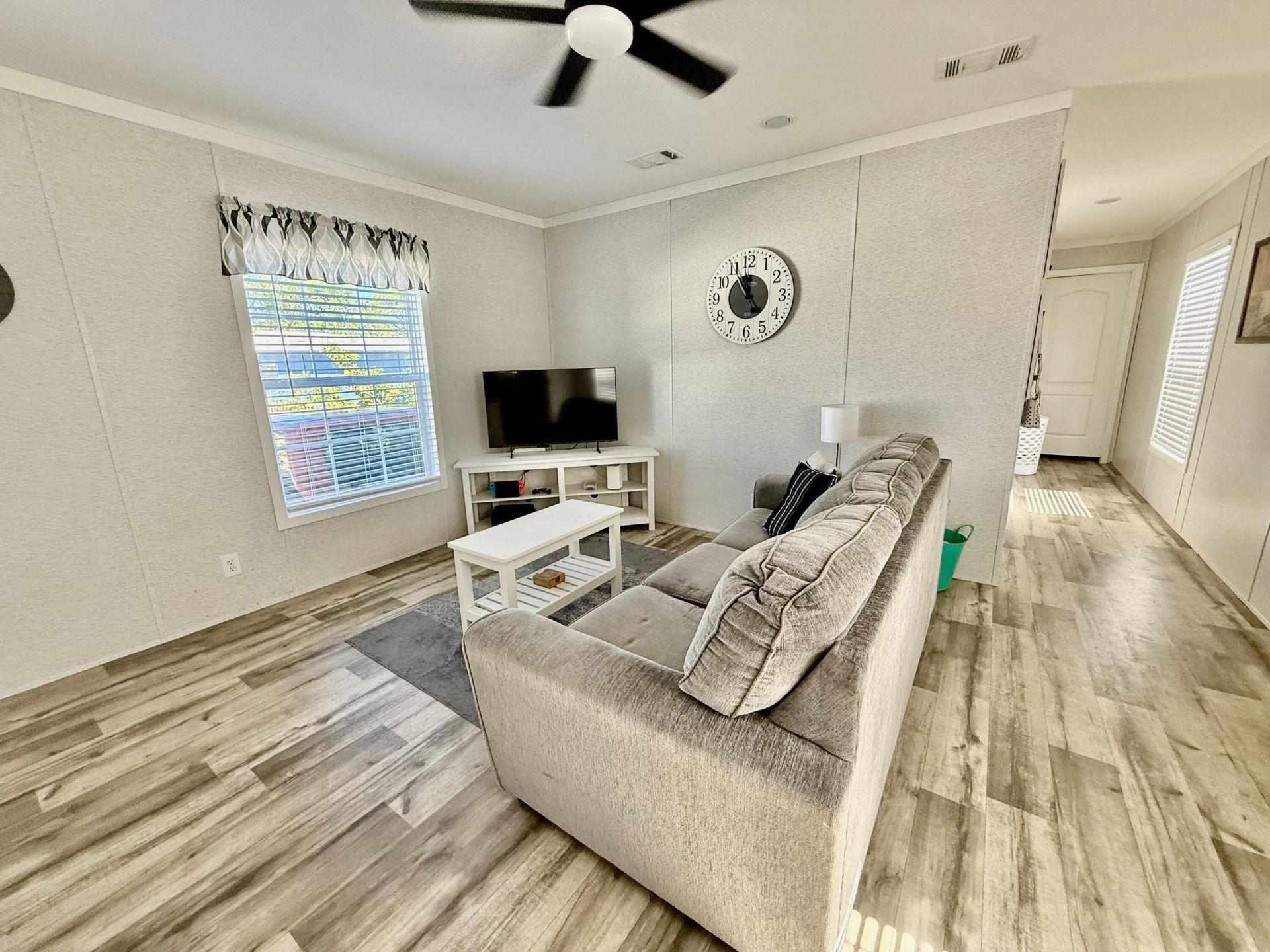 8002 SE Skylark Avenue, Hobe Sound, FL 33455 Photo