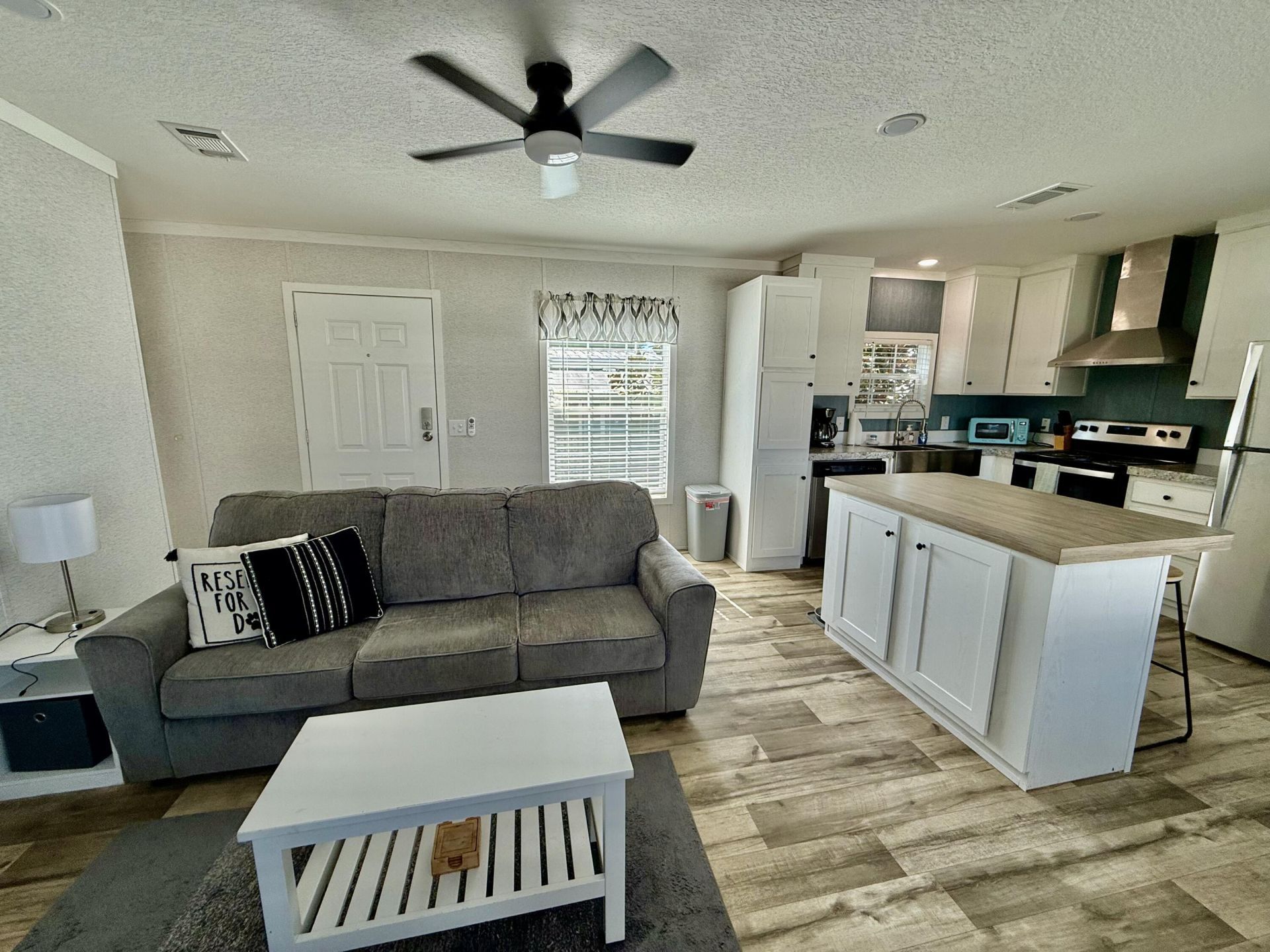 8002 SE Skylark Avenue, Hobe Sound, FL 33455 Photo