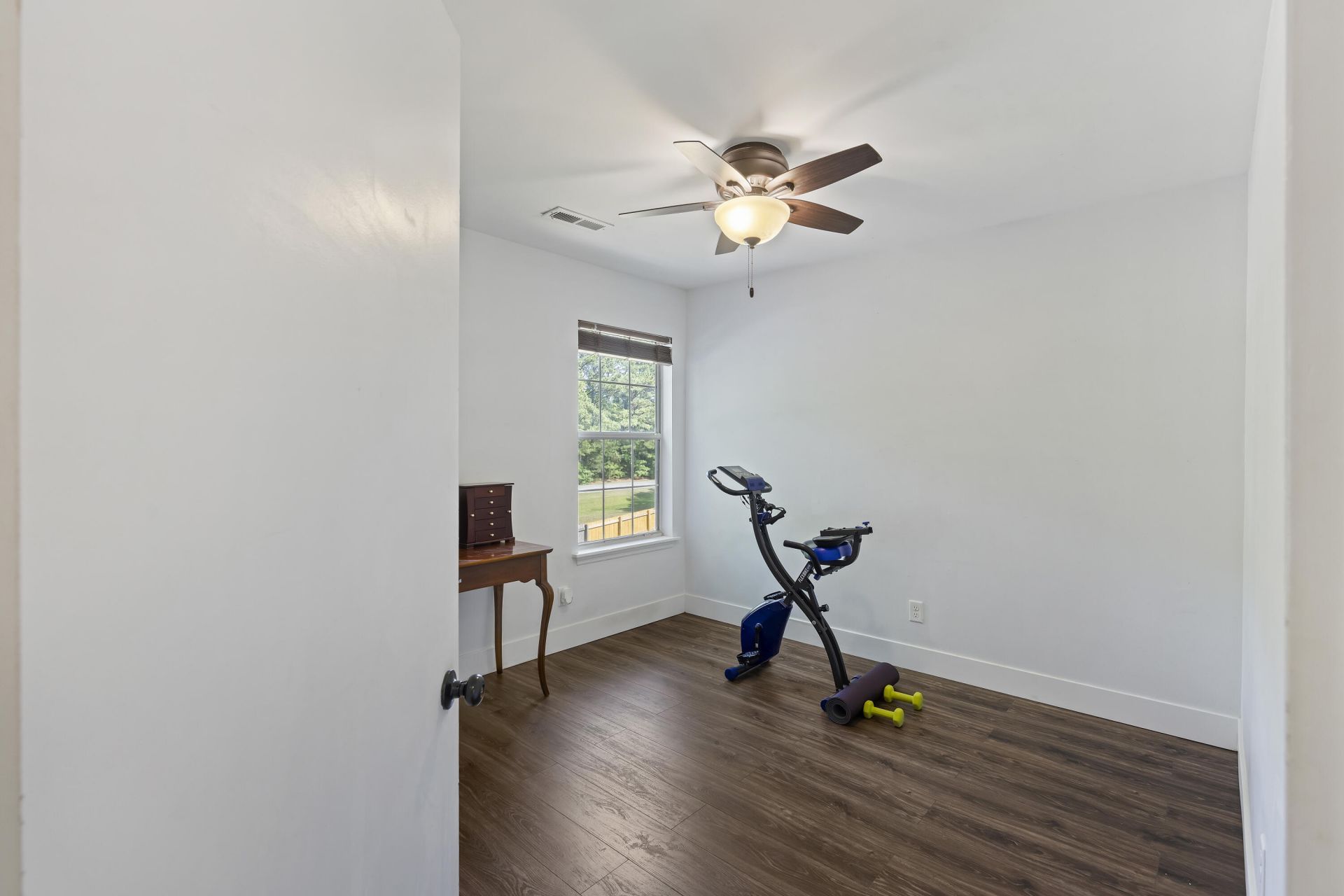 4117 Eastbury Court Photo 24