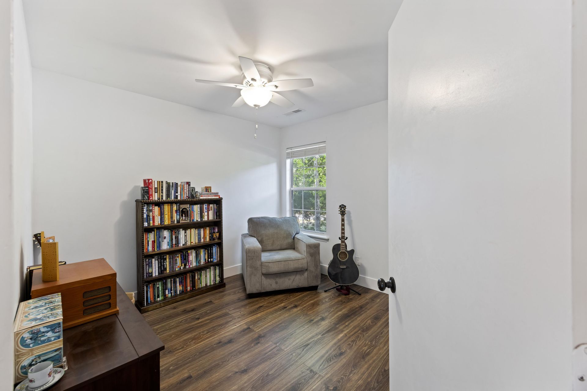 4117 Eastbury Court Photo 27