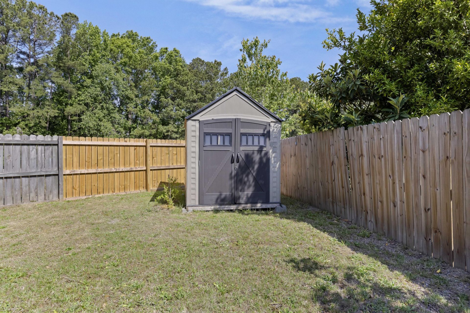 4117 Eastbury Court Photo 34