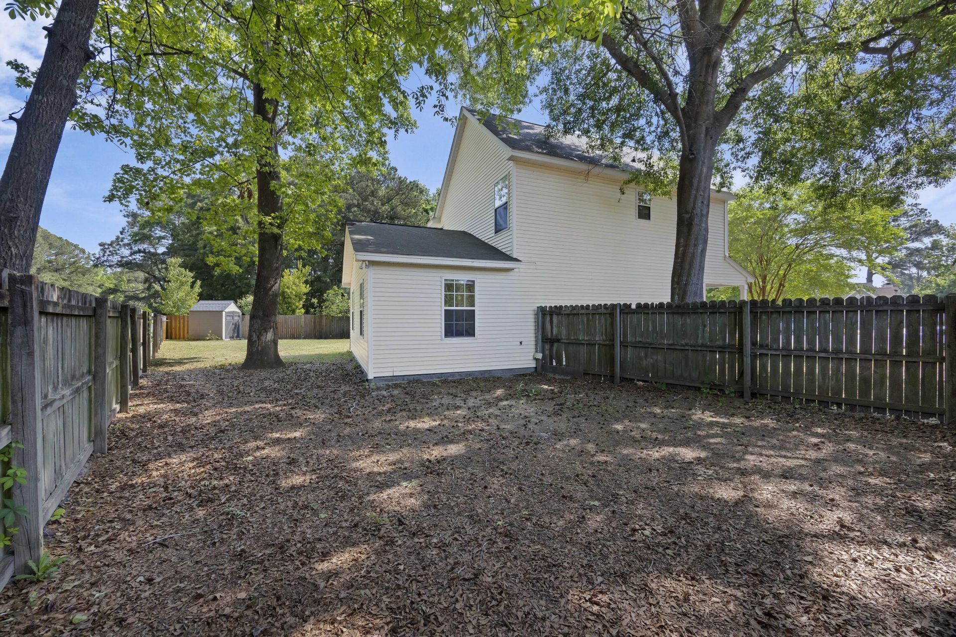 4117 Eastbury Court Photo 36