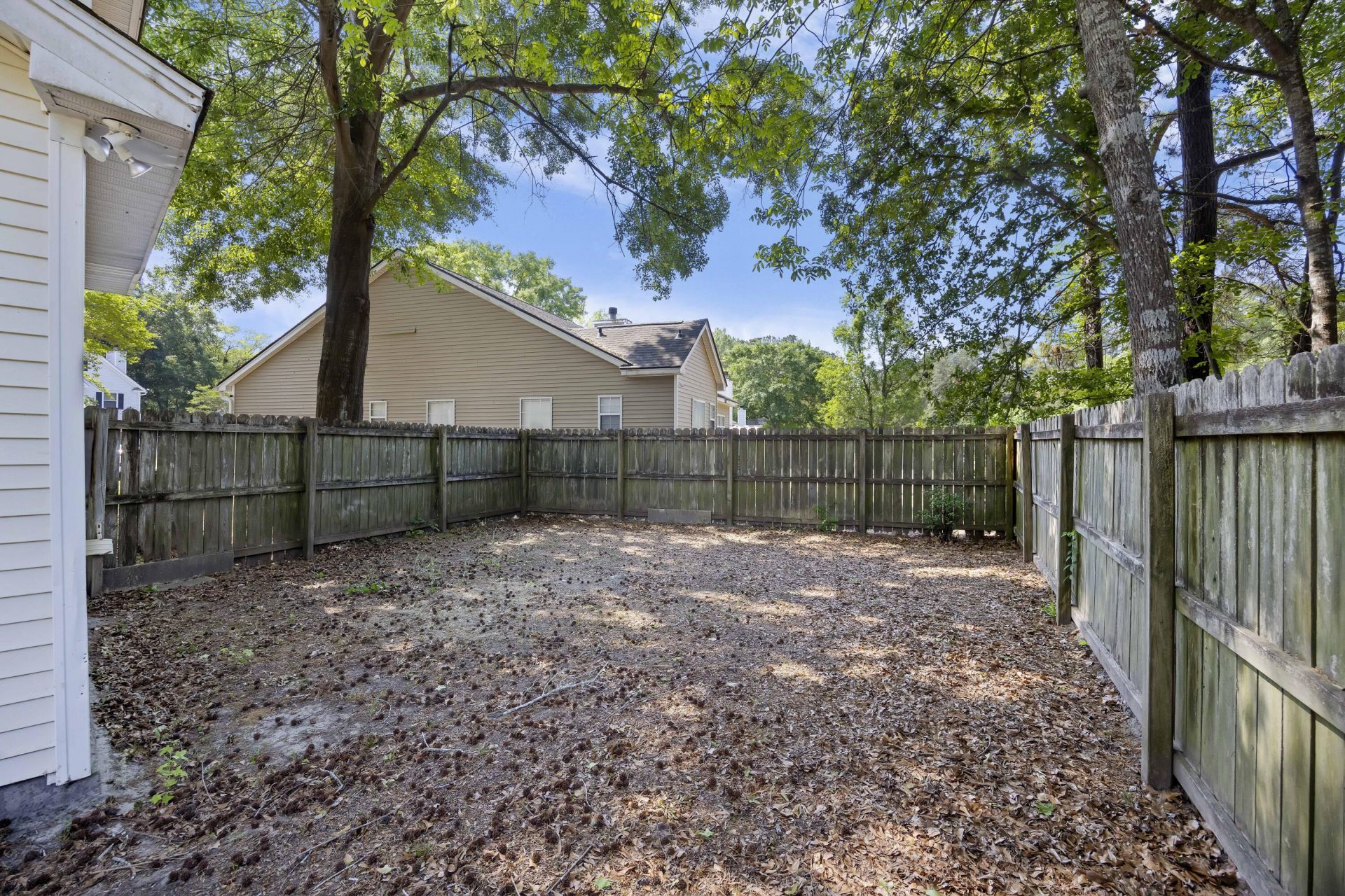 4117 Eastbury Court Photo 37