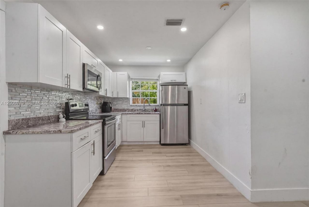 1657 SW 44th Ave, Fort Lauderdale, FL 33317 Photo