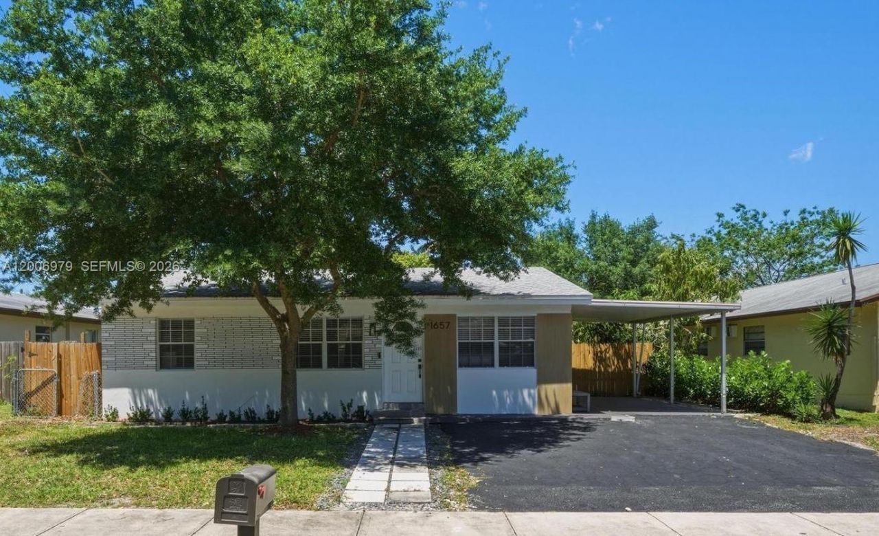 1657 SW 44th Ave, Fort Lauderdale, FL 33317 Photo
