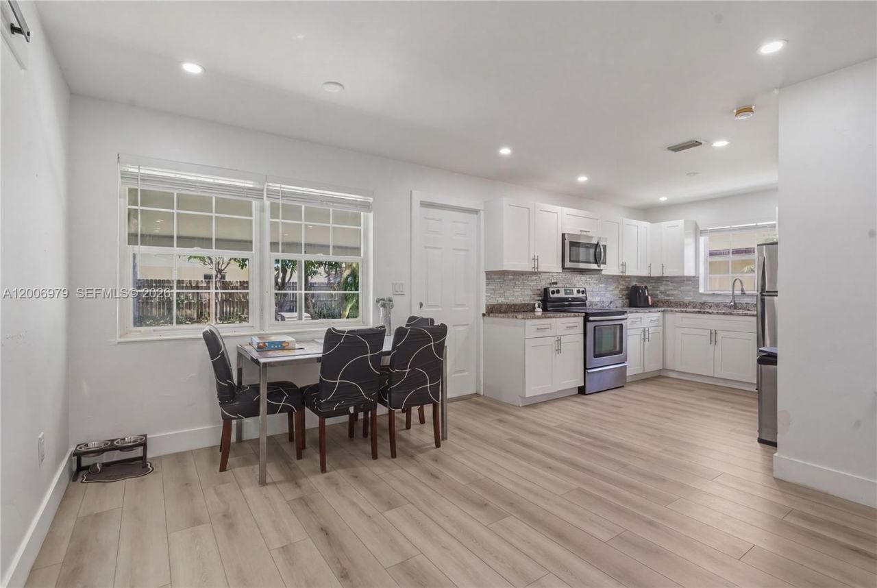 1657 SW 44th Ave, Fort Lauderdale, FL 33317 Photo