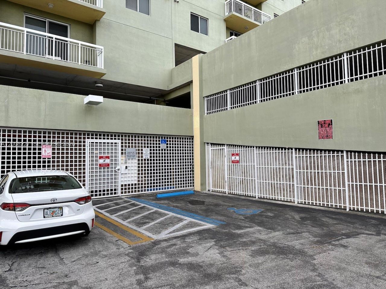 816 NW 11th St, Unit 803, Miami, FL 33136 Photo