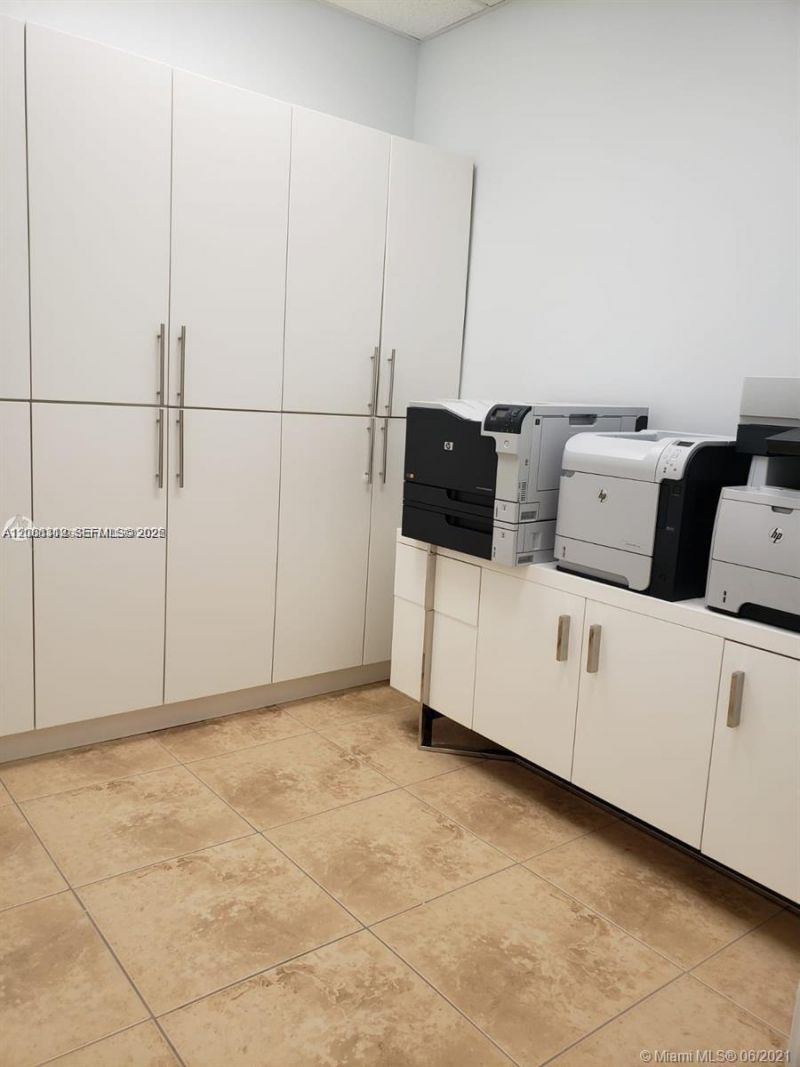 5801 NW 151st St , Unit 101, Miami Lakes, FL 33014 Photo