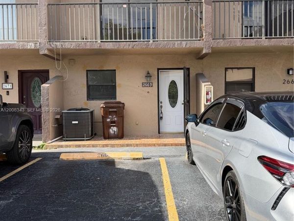 2669 W 52nd St , Unit 12, Hialeah, FL 33016