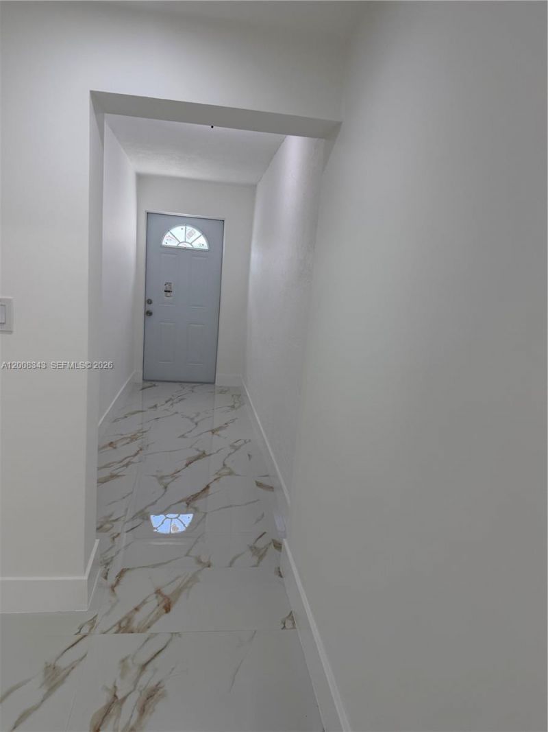 2669 W 52nd St , Unit 12, Hialeah, FL 33016 Photo