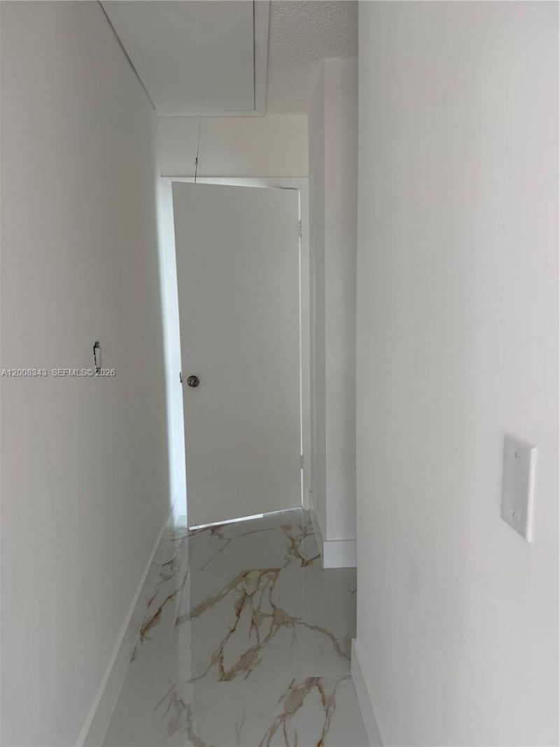 2669 W 52nd St , Unit 12, Hialeah, FL 33016 Photo
