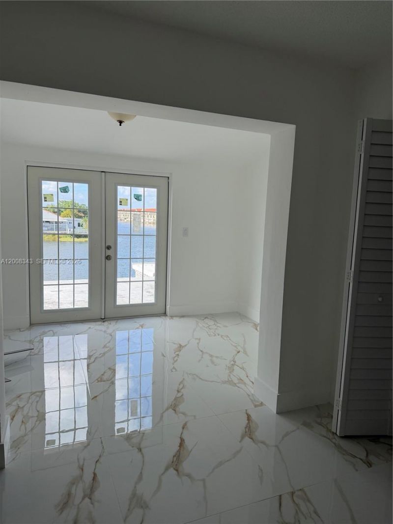 2669 W 52nd St , Unit 12, Hialeah, FL 33016 Photo