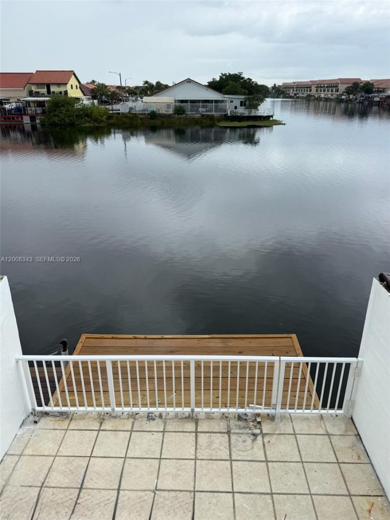 2669 W 52nd St , Unit 12, Hialeah, FL 33016 Photo