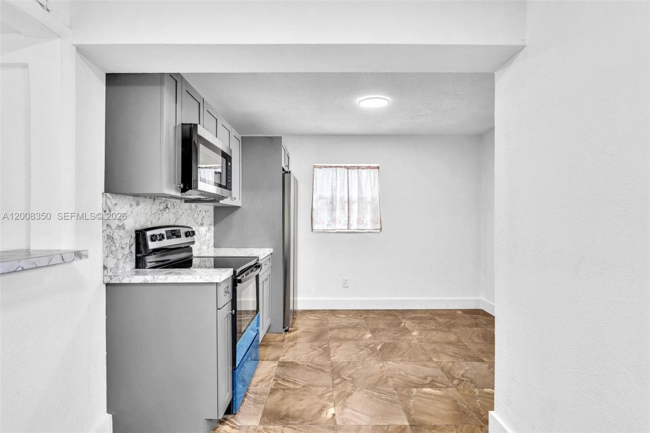 1824 NW 25th Ave , Fort Lauderdale, FL 33311 Photo