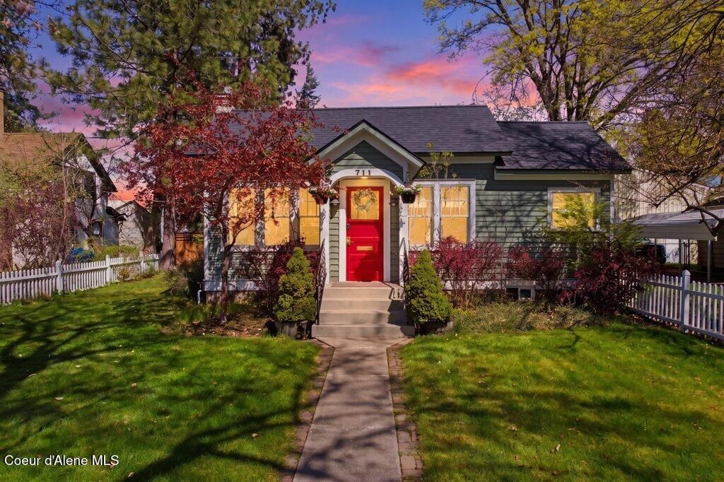 711 W Empire Ave, Coeur d Alene, ID 83814 Main Photo